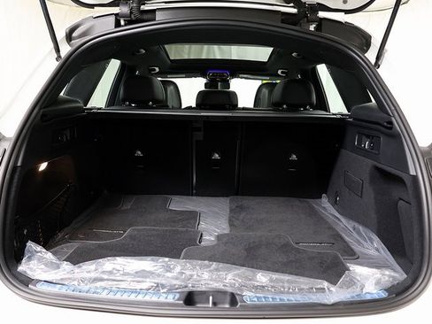 Certified 2025 Mercedes-Benz GLC 43 AMG 4MATIC image 27