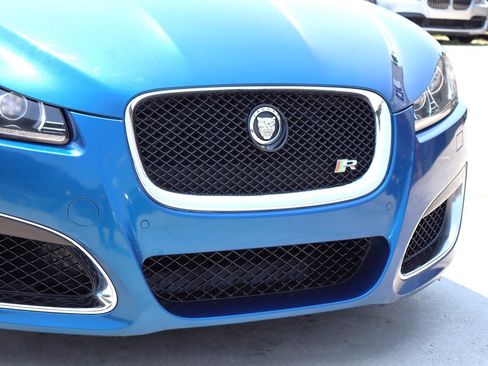 Used 2013 Jaguar XF R RWD image 12