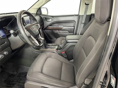 Used 2017 GMC Canyon SLE image 2