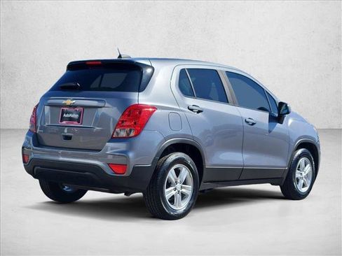 Used 2020 Chevrolet Trax LS FWD image 8