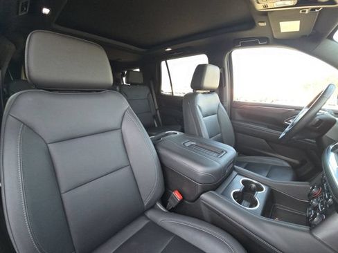 Used 2024 Chevrolet Tahoe Z71 w/ Luxury Package AWD/4WD image 23