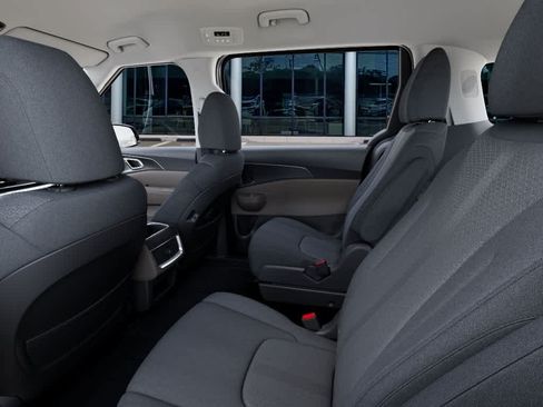 New 2026 Kia Carnival LX FWD image 18