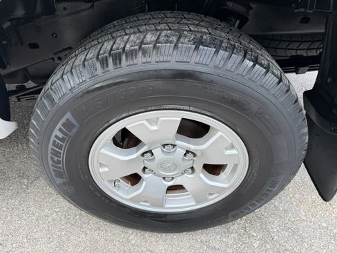 Used 2007 Toyota Tacoma PreRunner RWD image 43