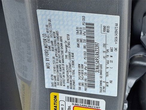 Used 2020 Lincoln MKZ image 26