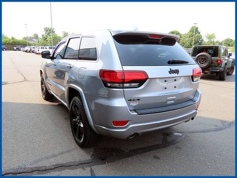 Used 2015 Jeep Grand Cherokee Altitude AWD/4WD image 5