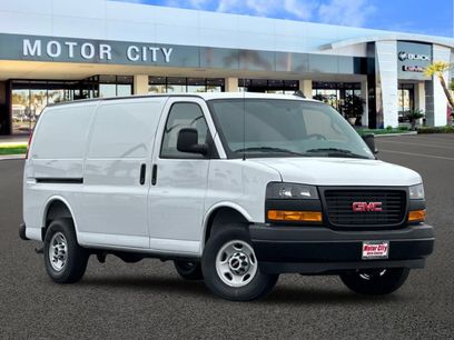 New 2025 GMC Savana 3500 w/ Driver Convenience Package