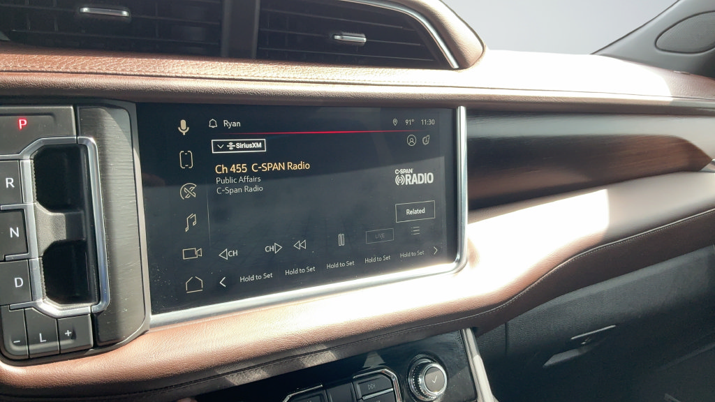 Used 2022 GMC Yukon Denali RWD image 11
