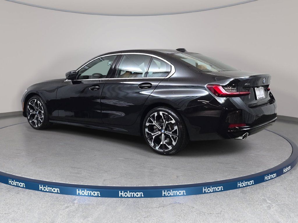 Used 2026 BMW 330i xDrive Sedan w/ Premium Package AWD/4WD image 8