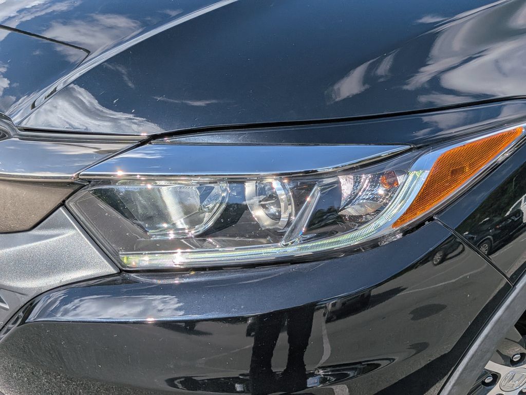 Used 2022 Honda HR-V EX image 7