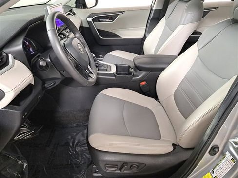 Used 2024 Toyota RAV4 XLE Premium image 19