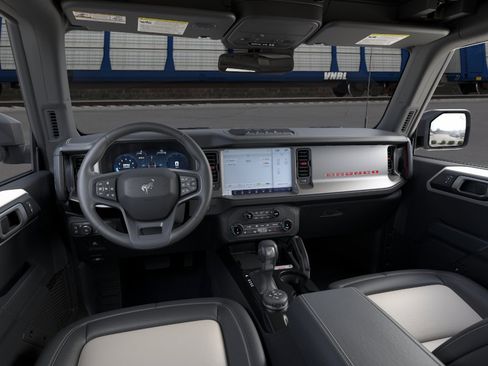 New 2026 Ford Bronco Outer Banks AWD/4WD image 9