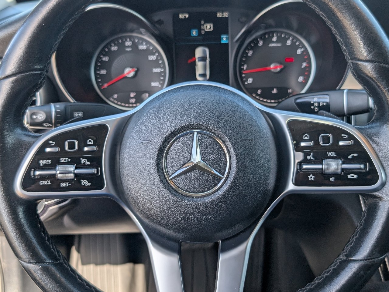 Used 2019 Mercedes-Benz C 300 Sedan w/ Premium Package image 18
