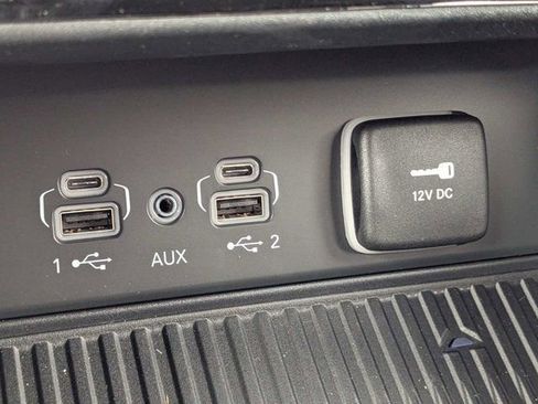 New 2026 Jeep Grand Cherokee Altitude AWD/4WD image 23