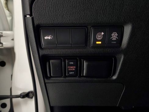 Used 2020 Nissan Armada SL w/ Premium Package image 13