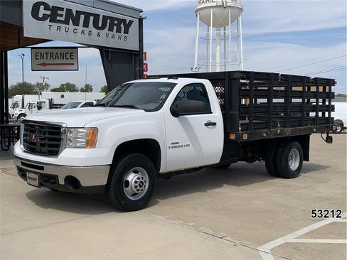 Used 2007 GMC Sierra 3500 W/T RWD image 1