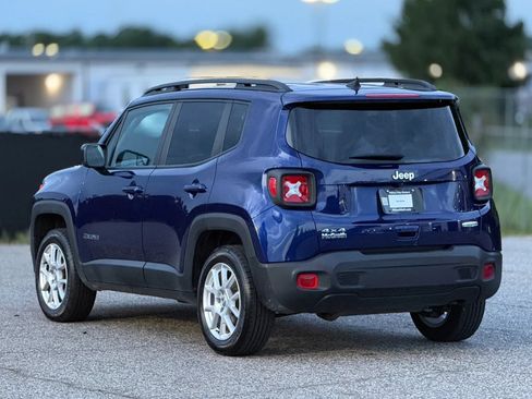 Used 2020 Jeep Renegade Latitude w/ Cold Weather Group AWD/4WD image 10