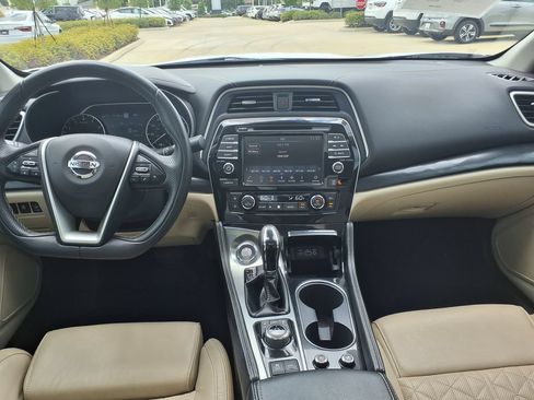 Used 2021 Nissan Maxima Platinum w/ Sport Mat Group FWD image 24