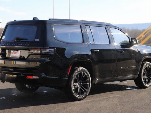 New 2024 Jeep Grand Wagoneer Series II AWD/4WD image 8