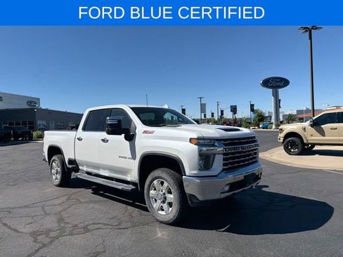 Used 2020 Chevrolet Silverado 3500 LTZ w/ LTZ Premium Package AWD/4WD image 2
