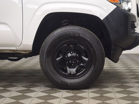 Used 2020 Toyota Tacoma SR image 26