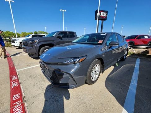 Used 2026 Toyota Camry LE FWD image 3