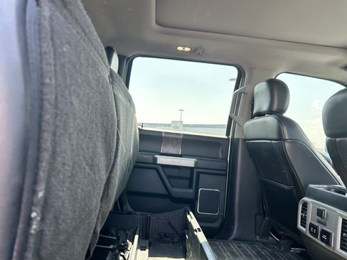 Used 2019 Ford F450 Lariat w/ Lariat Ultimate Package AWD/4WD image 12