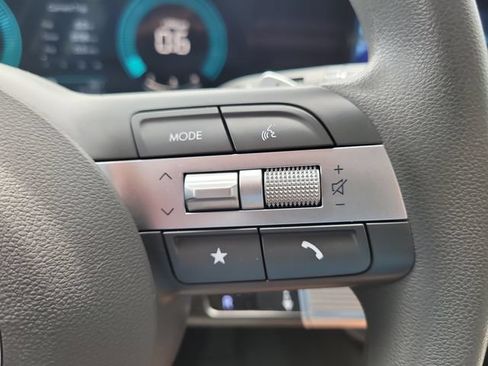 Used 2025 Hyundai Sonata SEL FWD image 27