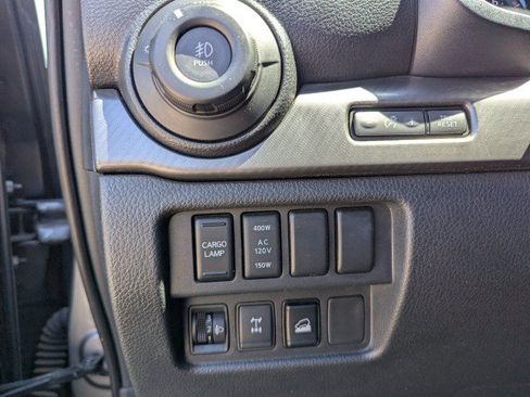Used 2021 Nissan Titan PRO-4X w/ Pro-4x Convenience Package AWD/4WD image 17