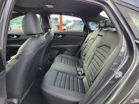 Used 2024 Kia Forte GT w/ GT2 Package image 9