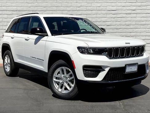 New 2025 Jeep Grand Cherokee Laredo X image 14