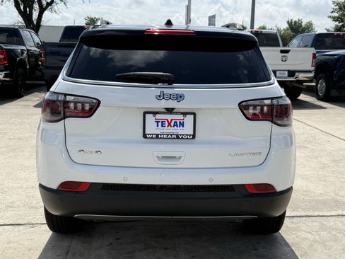 Used 2024 Jeep Compass Limited AWD/4WD image 6