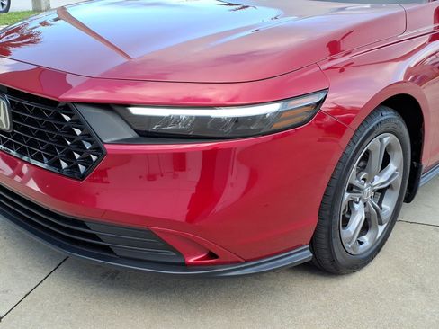 Used 2024 Honda Accord EX image 18