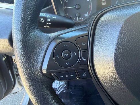 Used 2024 Toyota Corolla LE FWD image 22