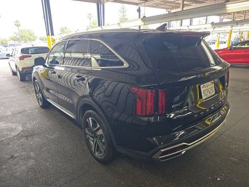 Used 2022 Kia Sorento SX AWD/4WD image 3