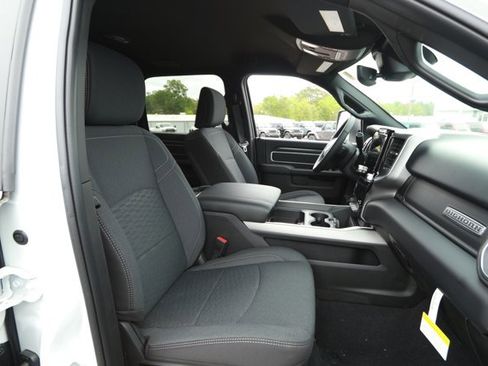 New 2026 RAM 2500 Big Horn AWD/4WD image 28