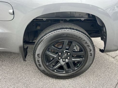 Used 2022 Chevrolet Silverado 1500 Custom w/ LPO, Blackout Package image 28