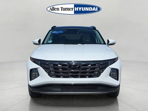 Certified 2024 Hyundai Tucson Limited AWD/4WD image 3