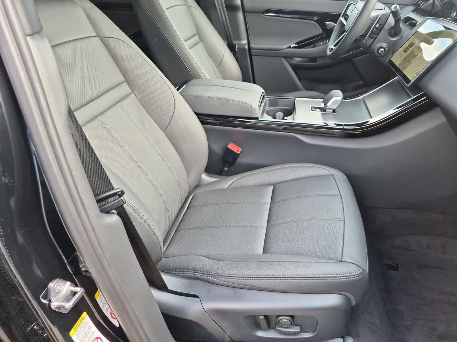 New 2026 Land Rover Range Rover Evoque S AWD/4WD image 21