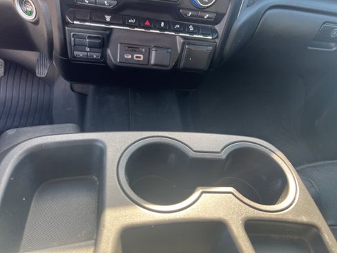 Used 2022 Chevrolet Silverado 3500 LTZ image 21