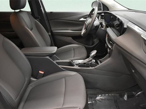 Used 2025 Buick Encore GX Preferred image 21