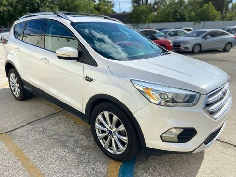 Used 2017 Ford Escape Titanium FWD image 7