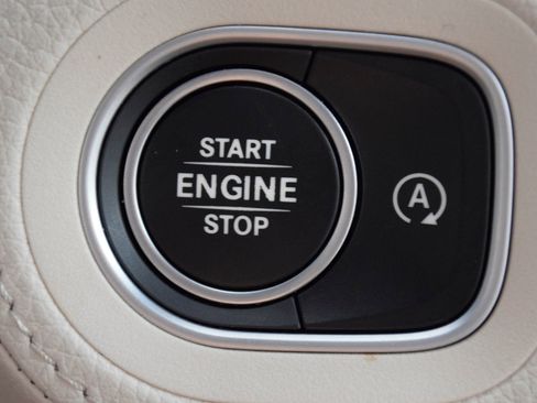 Used 2025 Mercedes-Benz GLE 450 4MATIC Coupe image 15