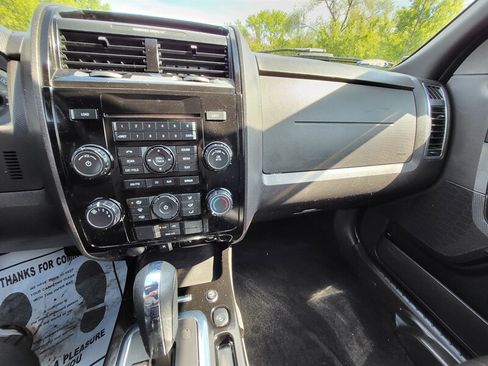 Used 2010 Ford Escape XLT FWD image 19
