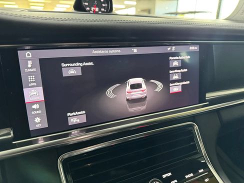 Used 2020 Porsche Panamera GTS AWD/4WD image 38