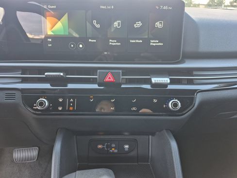 New 2026 Kia Sportage LX AWD/4WD image 10
