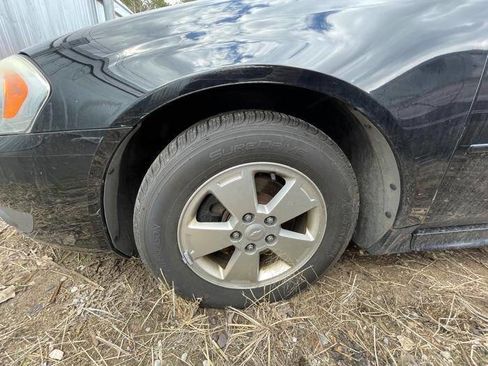 Used 2010 Chevrolet Impala LT FWD image 11