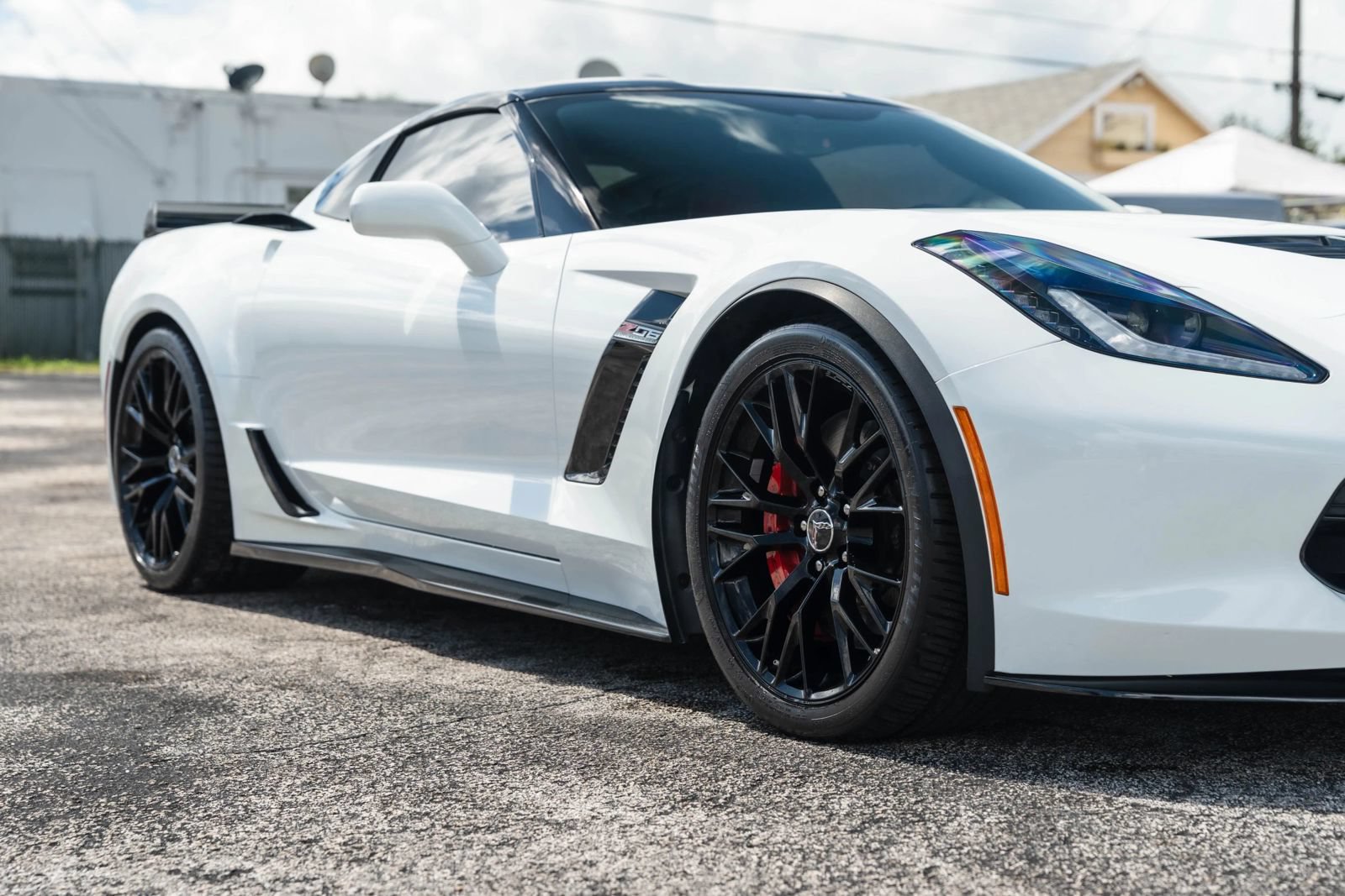 Used 2016 Chevrolet Corvette Z06 RWD image 3