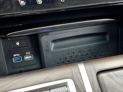 Used 2024 Genesis GV80 3.5T image 33