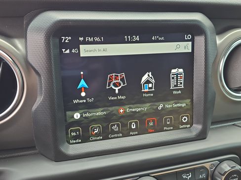 Used 2022 Jeep Gladiator Rubicon w/ LED Lighting Group image 20