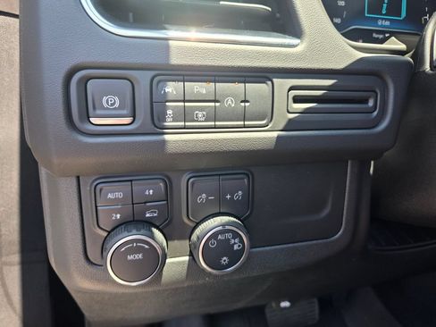 Used 2024 Chevrolet Tahoe RST w/ Luxury Package AWD/4WD image 26